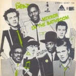 The Beat - Mirror In The Bathroom